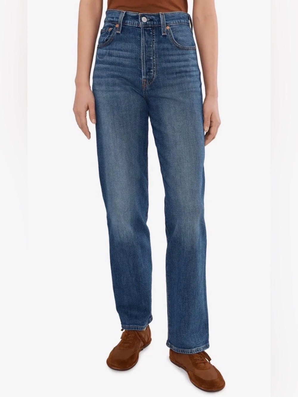 Levi's Women's Ribcage Straight Super High Rise Jeans In med Blue Sz 28 X 32 NWT